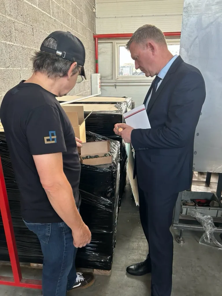 Defence Minister Raivis Melnis visits the Teters manufacturing facility
